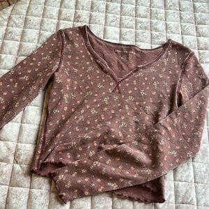 American Eagle long sleeve shirt